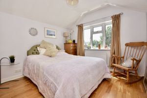 Bedroom- click for photo gallery